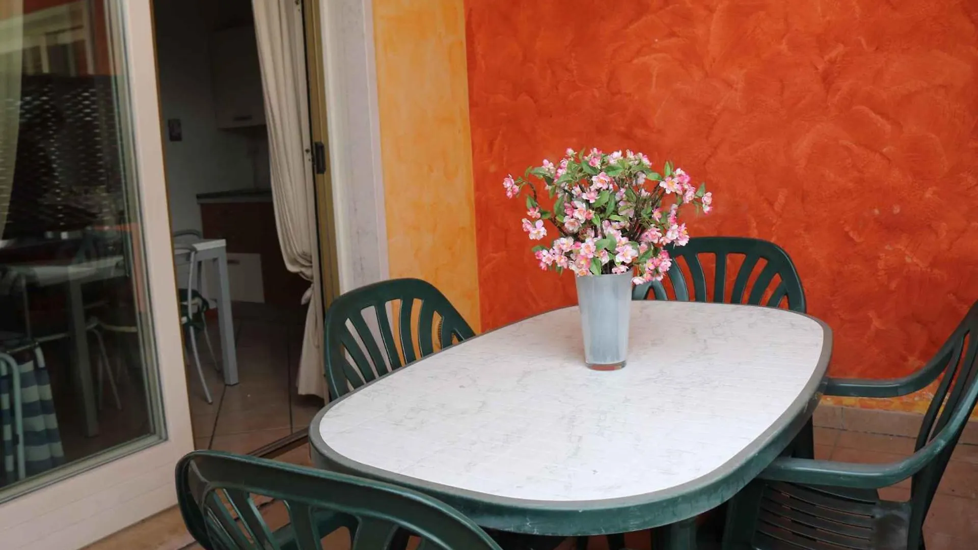 Apartments In Lazise/Gardasee 21956 Italie
